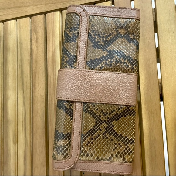 🟫SNAKE SKIN Clutch🟫 - Picture 5 of 13